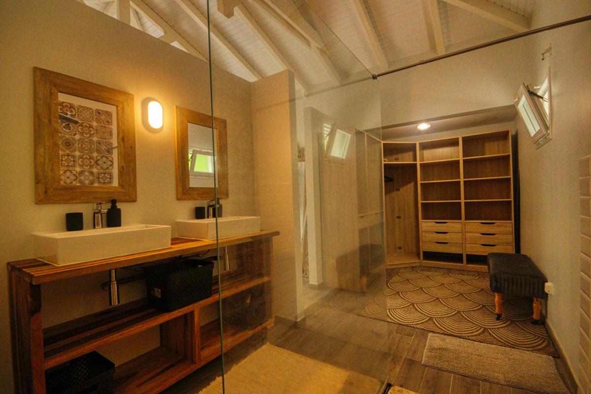 24Location villa piscine 3 chambre les trois ilets_IMG_9056_55
